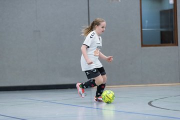 Bild 336 - B2 Loewinnen Cup